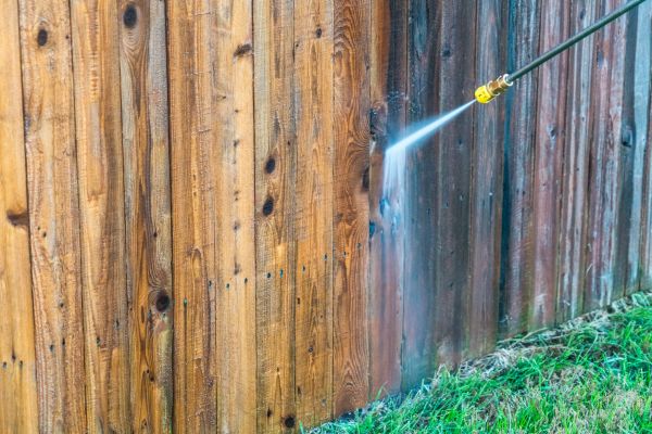Fence Washing Service